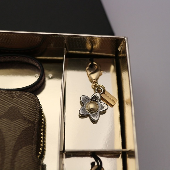 Coach Boxed Wristlet with Bag Charms - Picture 6 of 7